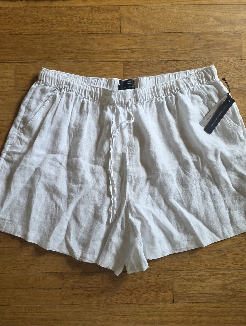 NWT Tahari 100% Linen White Shorts Sz 2X